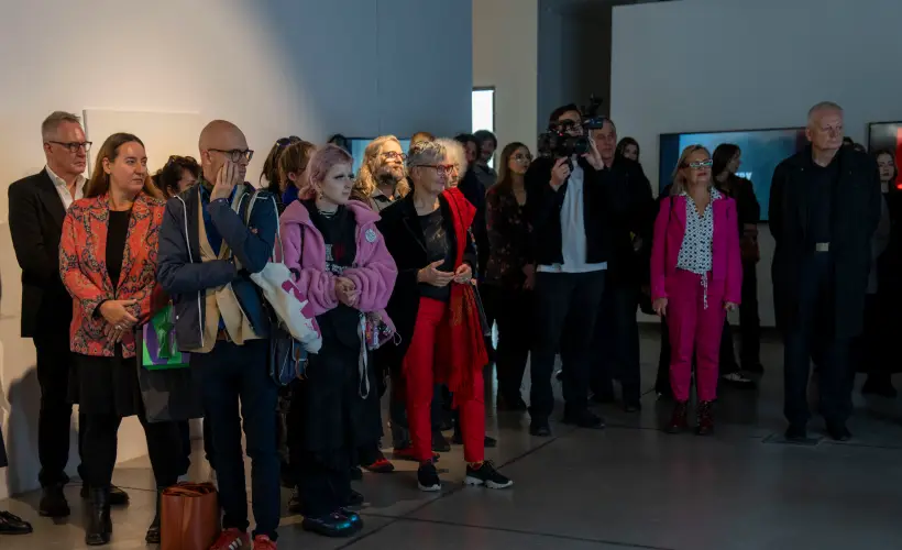 zdjęcie z wystawy artystyczna obecnosc