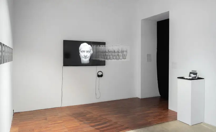 zdjęcie z wystawy Body in the interface