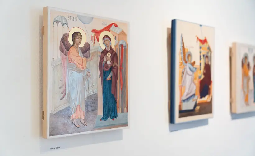 zdjęcie z Wystawy prac Uczestniczek i Uczestników Uniwersytetu Artystycznego Trzeciego Wieku